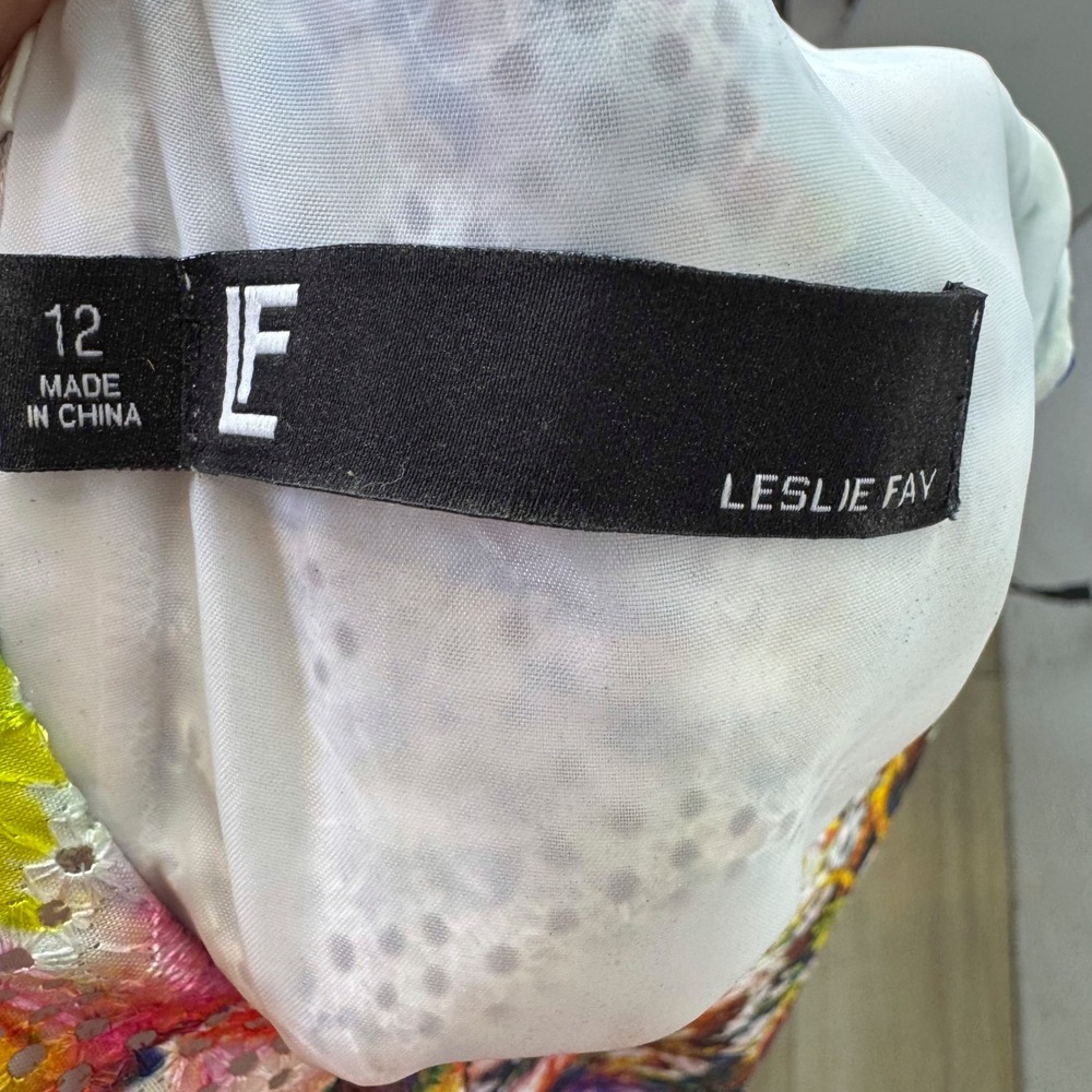 Leslie Fay Womens Floral Eyelet Shift Dress Multicolor Sleeveless Size 12 - Picture 4 of 5
